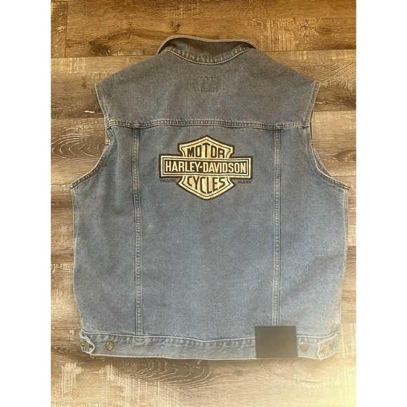 Harley-Davidson Other - Harley Davidson Vintage Men’s Denim Vest Size Large.
